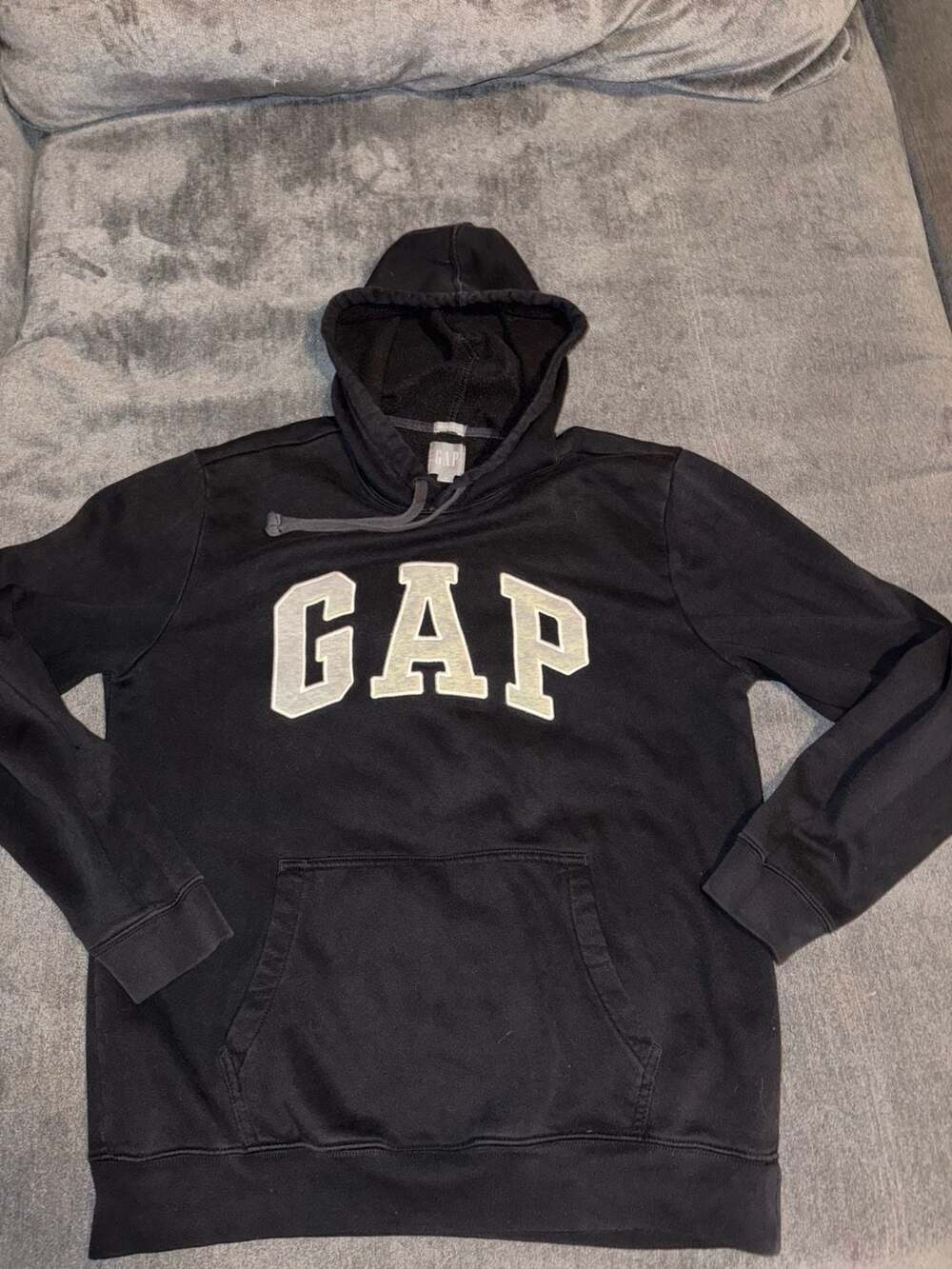 Gap Arch Logo Hoodie Size M Black Embroidered Pullover Sweatshirt